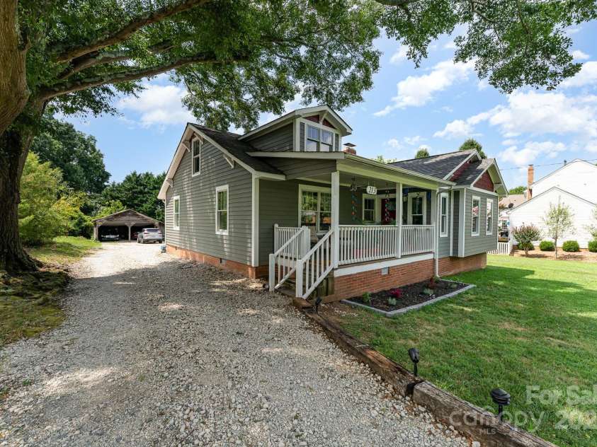 213 Nixon Road, Belmont, NC 28012.  MLS# CAR4285754, YatesRealty ID 30299. 