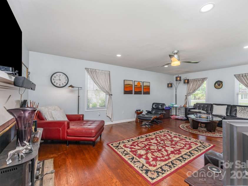 213 Nixon Road, Belmont, NC 28012.  MLS# CAR4285754, YatesRealty ID 30299. 