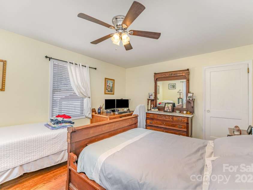 213 Nixon Road, Belmont, NC 28012.  MLS# CAR4285754, YatesRealty ID 30299. 