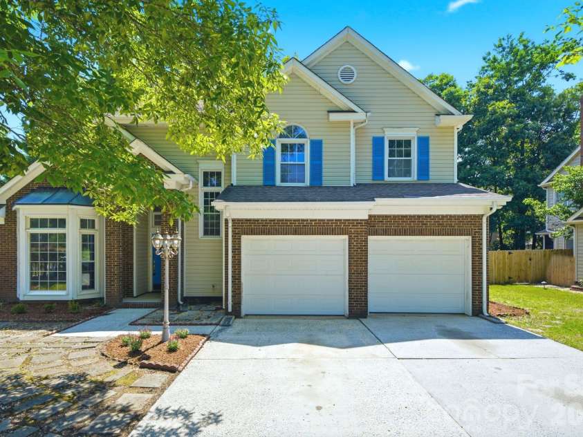 6409 Creft Circle, Indian Trail, NC 28079.  MLS# CAR4392583, YatesRealty ID 30299. 