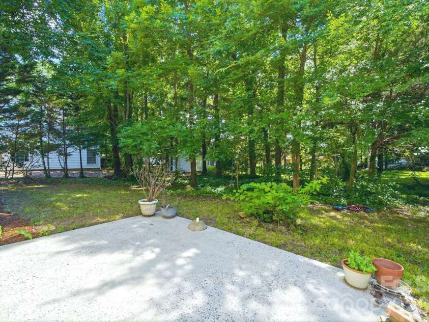 6409 Creft Circle, Indian Trail, NC 28079.  MLS# CAR4392583, YatesRealty ID 30299. 