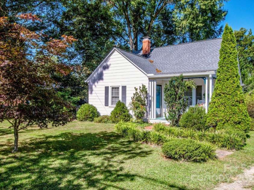 603 Harmony Drive, Statesville, NC 28677.  MLS# CAR4311751, YatesRealty ID 303. 