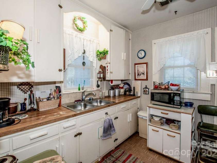 603 Harmony Drive, Statesville, NC 28677.  MLS# CAR4311751, YatesRealty ID 303. 