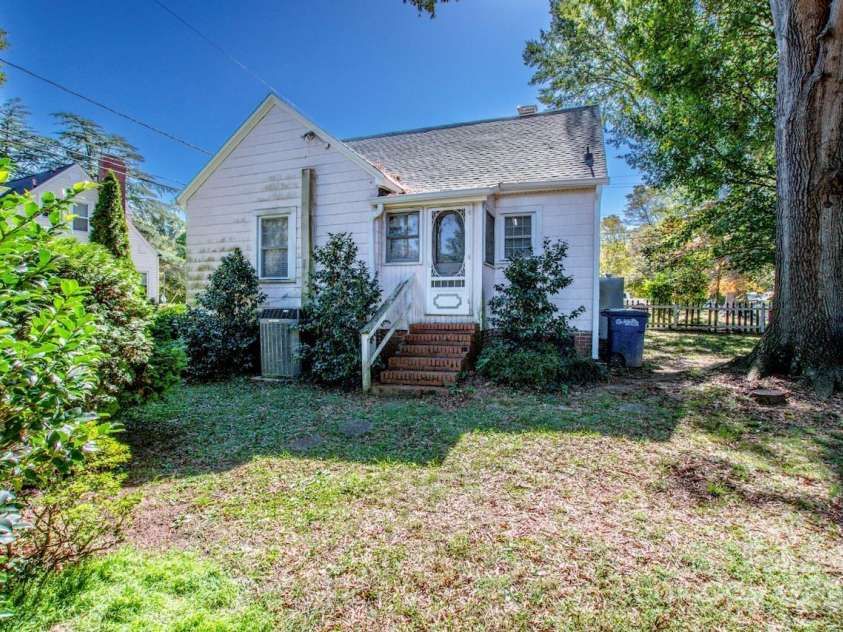 603 Harmony Drive, Statesville, NC 28677.  MLS# CAR4311751, YatesRealty ID 303. 