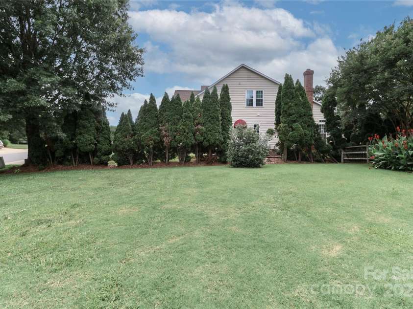 103 Pamlico Lane, Mooresville, NC 28117.  MLS# CAR4273321, YatesRealty ID 3030. 103 Pamlico Lane Back Yard