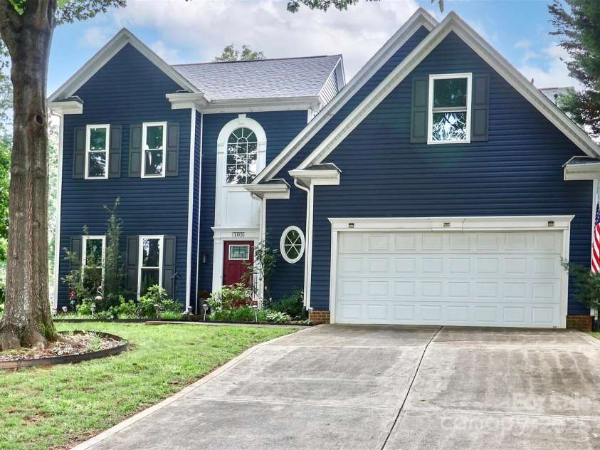 103 Pamlico Lane, Mooresville, NC 28117.  MLS# CAR4273321, YatesRealty ID 3030. 103 Pamlico Lane Front