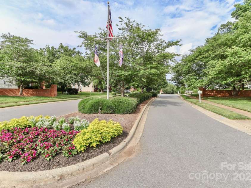 103 Pamlico Lane, Mooresville, NC 28117.  MLS# CAR4273321, YatesRealty ID 3030. Harbor Cove Entrance