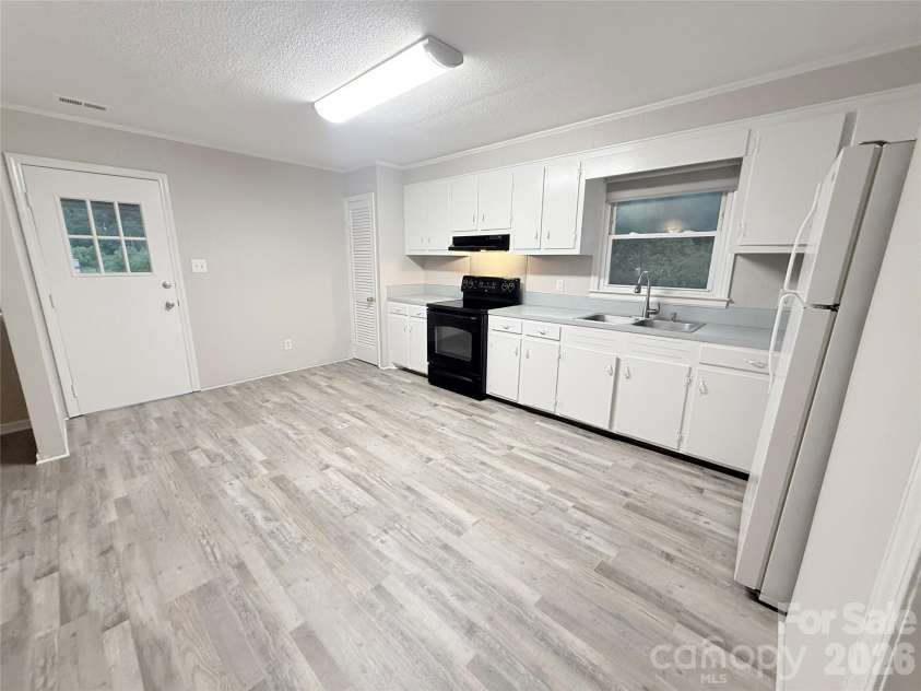 5221 Roy Ballard Street, Denver, NC 28037.  MLS# CAR4383445, YatesRealty ID 30300. 