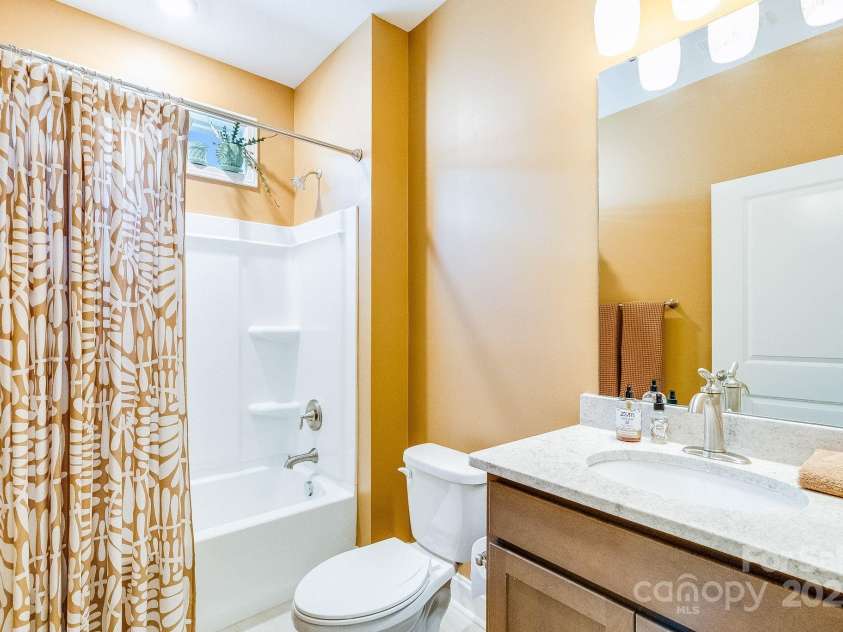 773 Summerfield Place, Flat Rock, NC 28731.  MLS# CAR4275908, YatesRealty ID 30300. 