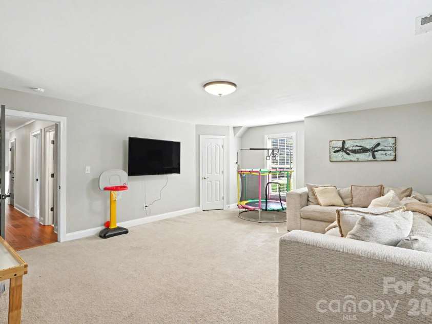6204 Pumpernickel Lane, Wesley Chapel, NC 28110.  MLS# CAR4405406, YatesRealty ID 30301. Bonus Room