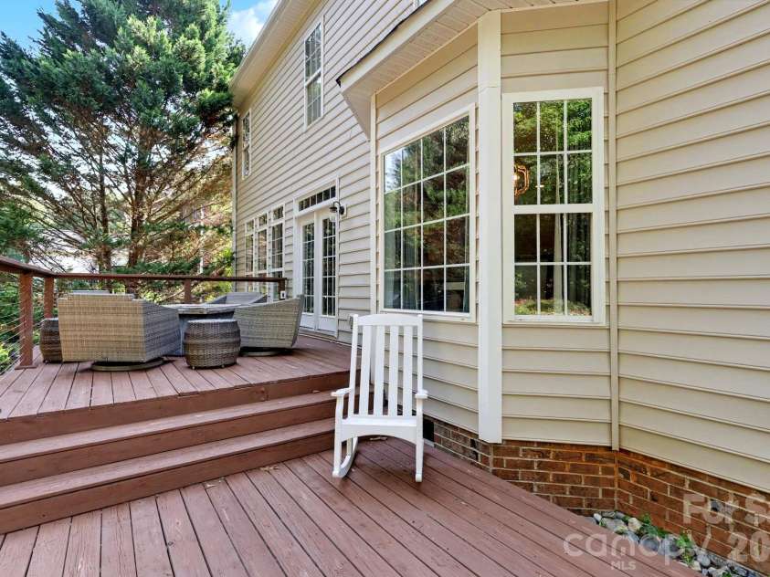 6204 Pumpernickel Lane, Wesley Chapel, NC 28110.  MLS# CAR4405406, YatesRealty ID 30301. Deck