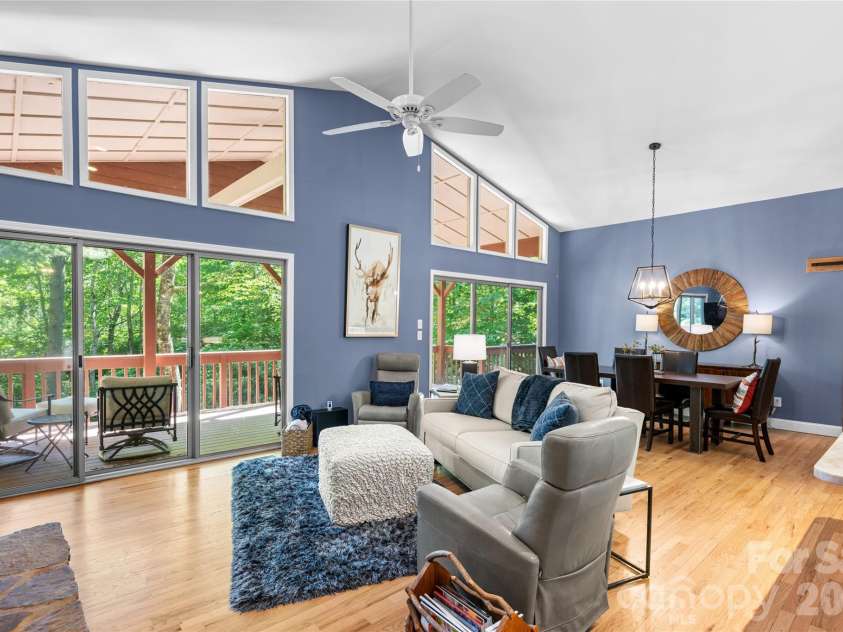 522 Toxaway Court, Lake Toxaway, NC 28747.  MLS# CAR4393237, YatesRealty ID 30302. 