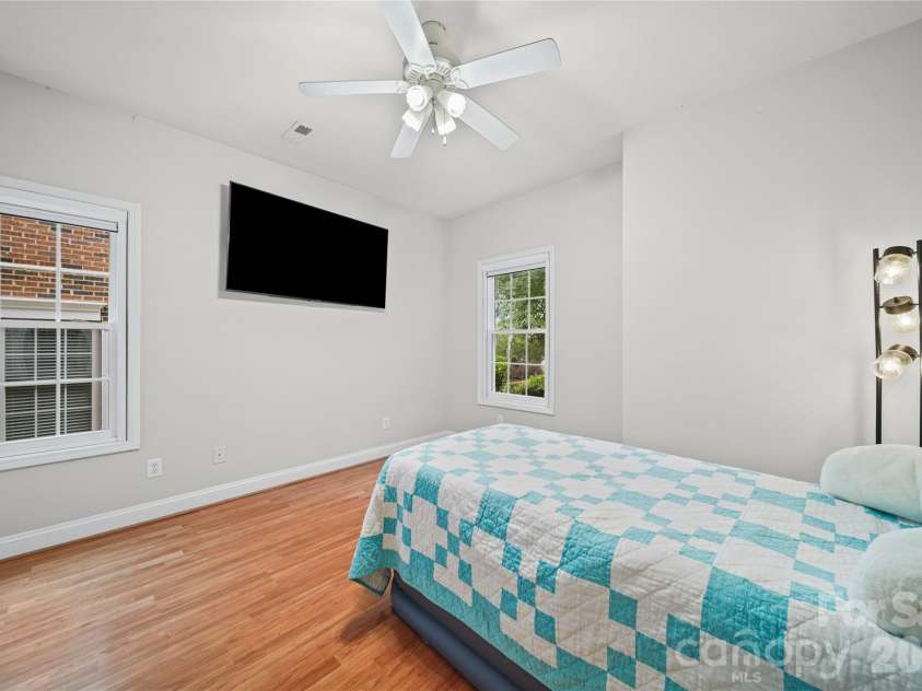 1524 Royalty Circle, Statesville, NC 28625.  MLS# CAR4389481, YatesRealty ID 30304. 