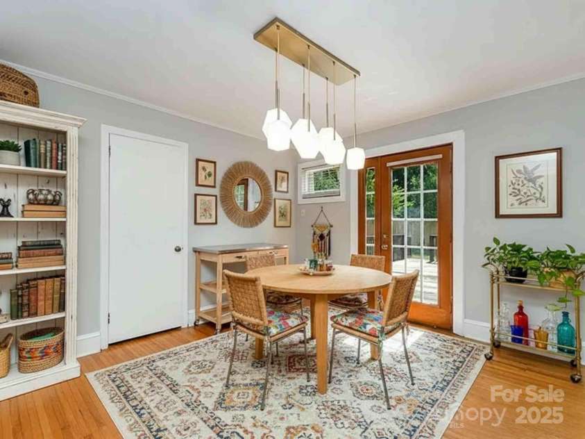 2408 Kilborne Drive, Charlotte, NC 28205.  MLS# CAR4283656, YatesRealty ID 30304. Virtually Staged