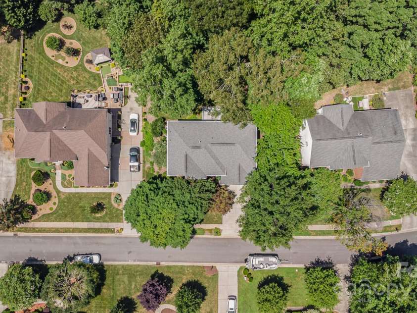 2919 Shady Reach Lane, Charlotte, NC 28214.  MLS# CAR4272489, YatesRealty ID 30305. 
