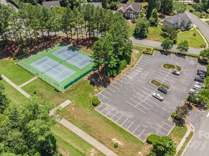 2919 Shady Reach Lane, Charlotte, NC 28214.  MLS# CAR4272489, YatesRealty ID 30305. Tennis and pickleball courts