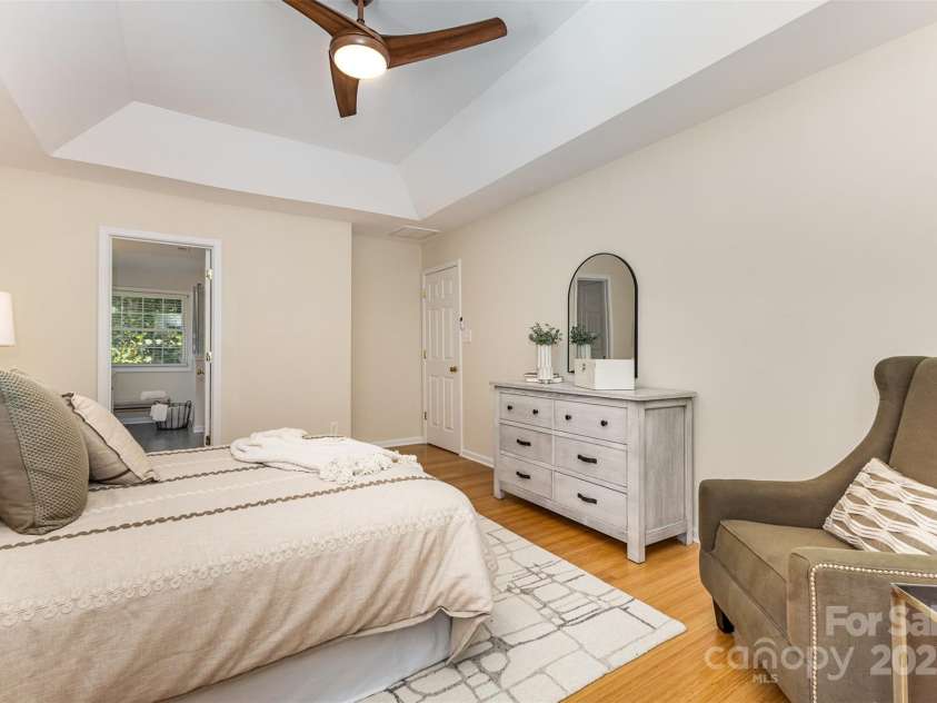 2919 Shady Reach Lane, Charlotte, NC 28214.  MLS# CAR4272489, YatesRealty ID 30305. Tray ceiling has upgraded fan