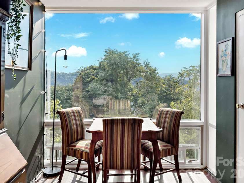 647 Town Mountain Road, Asheville, NC 28804.  MLS# CAR4424140, YatesRealty ID 30305. 