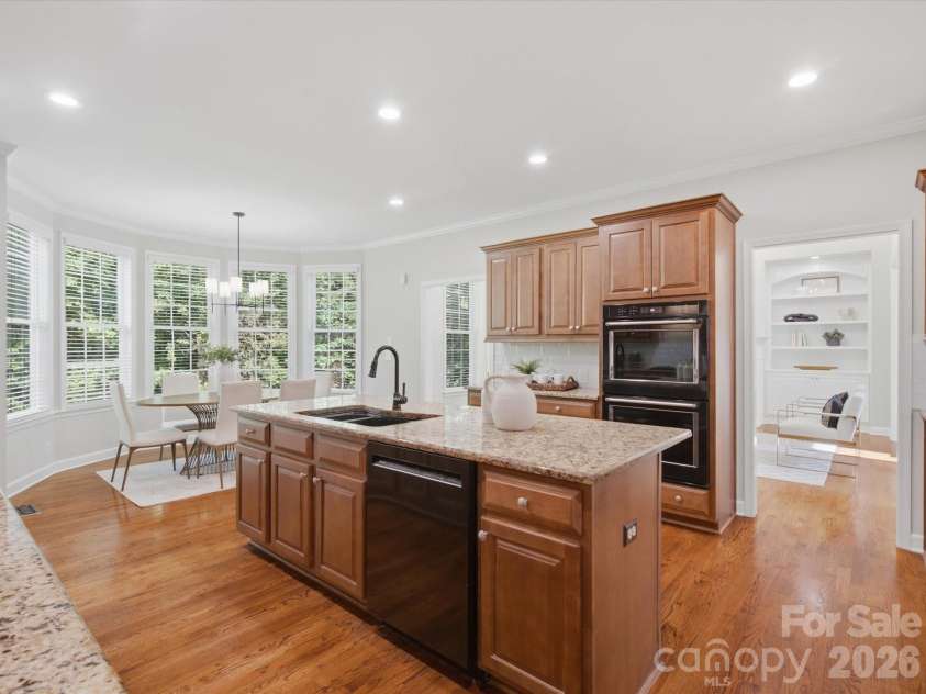 3422 Delamere Drive, Matthews, NC 28104.  MLS# CAR4390061, YatesRealty ID 30306. 