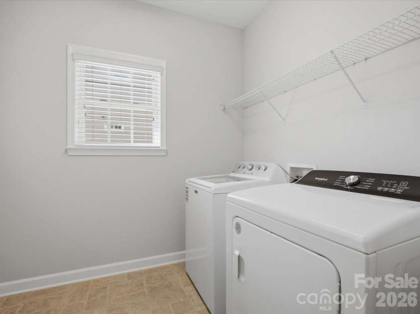 3422 Delamere Drive, Matthews, NC 28104.  MLS# CAR4390061, YatesRealty ID 30306. 