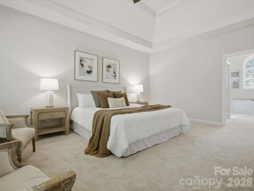 3422 Delamere Drive, Matthews, NC 28104.  MLS# CAR4390061, YatesRealty ID 30306. 