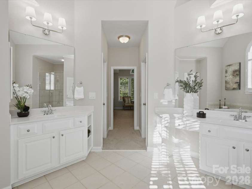 3422 Delamere Drive, Matthews, NC 28104.  MLS# CAR4390061, YatesRealty ID 30306. 