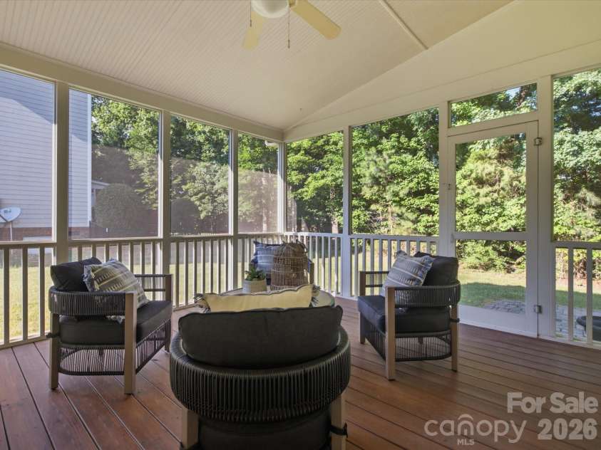 3422 Delamere Drive, Matthews, NC 28104.  MLS# CAR4390061, YatesRealty ID 30306. 