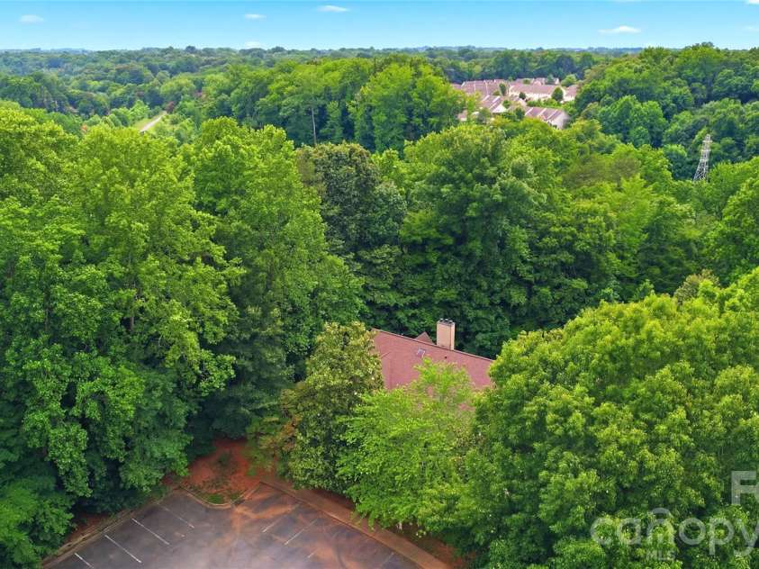 6150 Gray Gate Lane, Charlotte, NC 28210.  MLS# CAR4392595, YatesRealty ID 30307. 