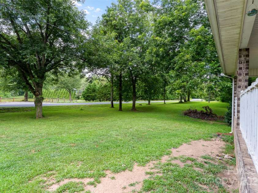 280 Dallas Spencer Mtn Road, Gastonia, NC 28056.  MLS# CAR4281505, YatesRealty ID 30308. 