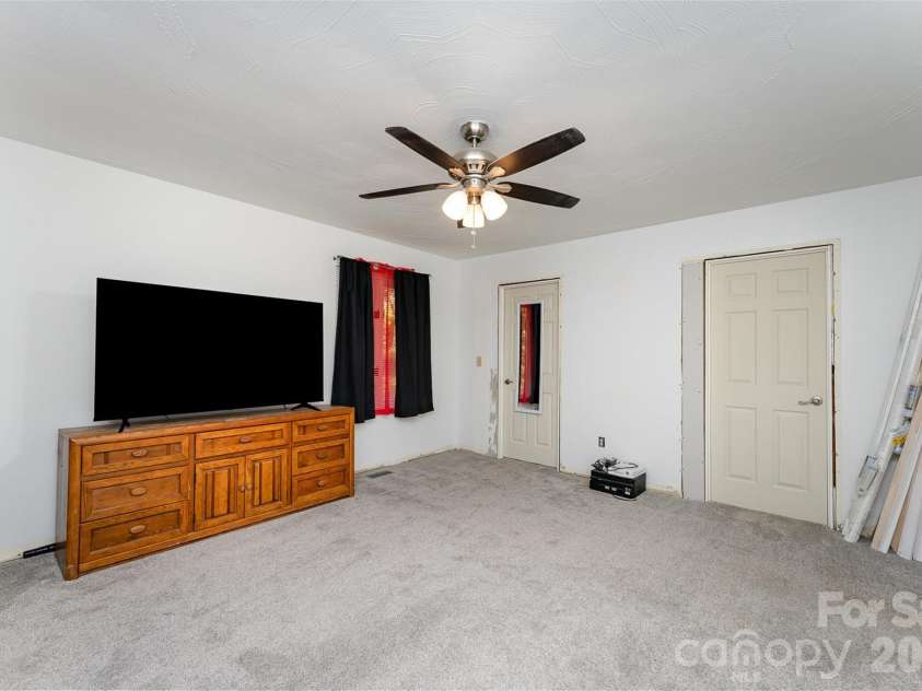 280 Dallas Spencer Mtn Road, Gastonia, NC 28056.  MLS# CAR4329573, YatesRealty ID 30308. 