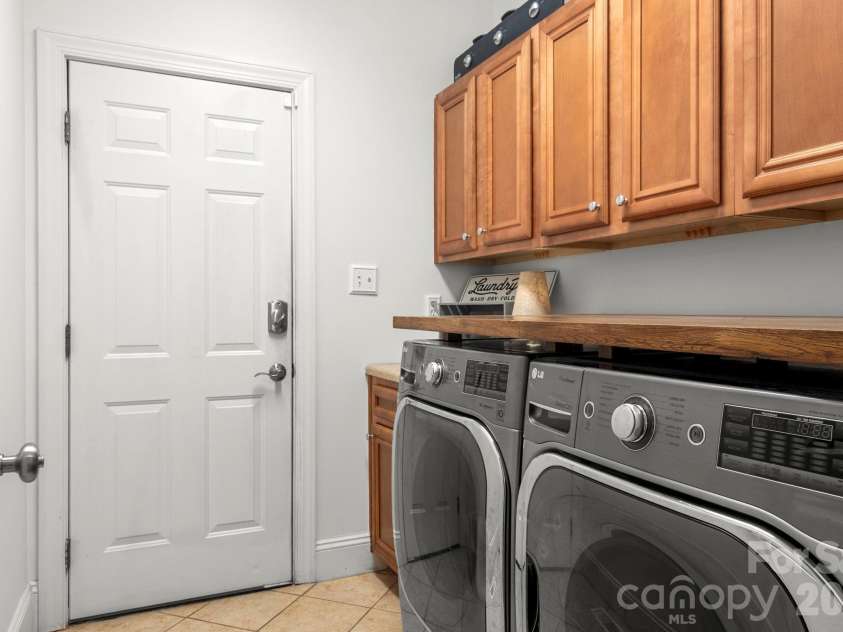 587 Amesbury Drive, Mt Ulla, NC 28125.  MLS# CAR4388103, YatesRealty ID 30308. 