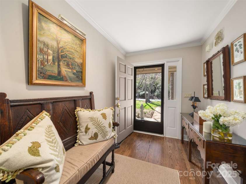 12 Clubside Drive, Asheville, NC 28804.  MLS# CAR4238452, YatesRealty ID 3031. 