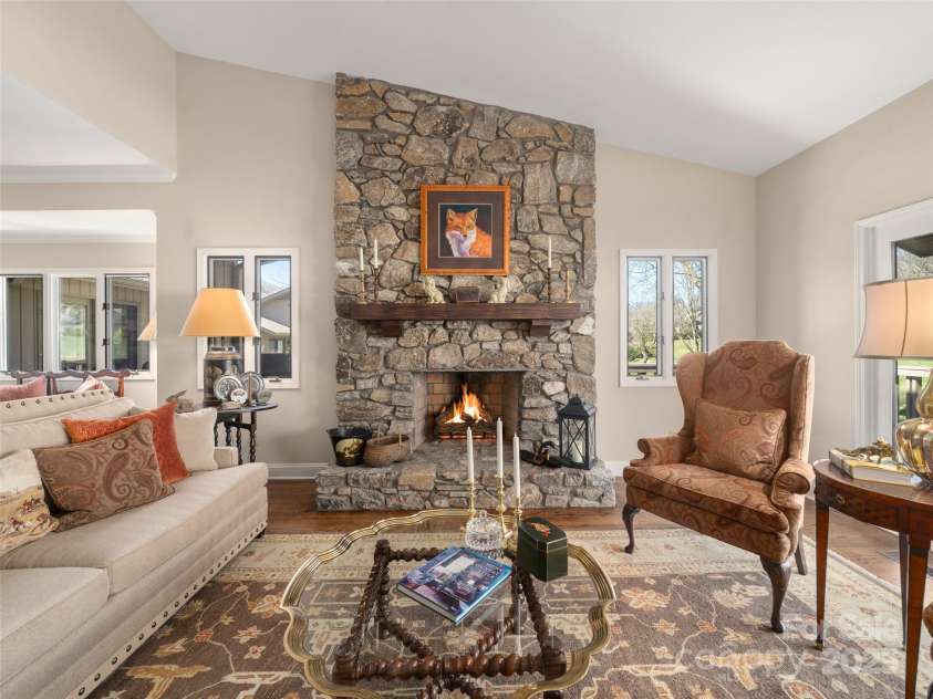 12 Clubside Drive, Asheville, NC 28804.  MLS# CAR4238452, YatesRealty ID 3031. 