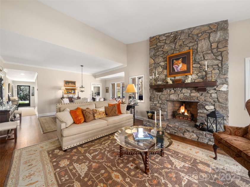 12 Clubside Drive, Asheville, NC 28804.  MLS# CAR4238452, YatesRealty ID 3031. 