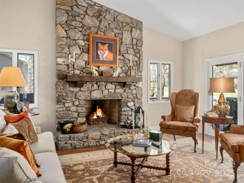 12 Clubside Drive, Asheville, NC 28804.  MLS# CAR4238452, YatesRealty ID 3031. 