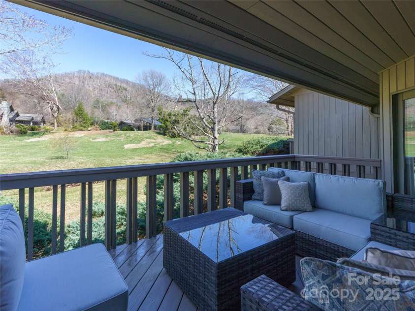 12 Clubside Drive, Asheville, NC 28804.  MLS# CAR4238452, YatesRealty ID 3031. 
