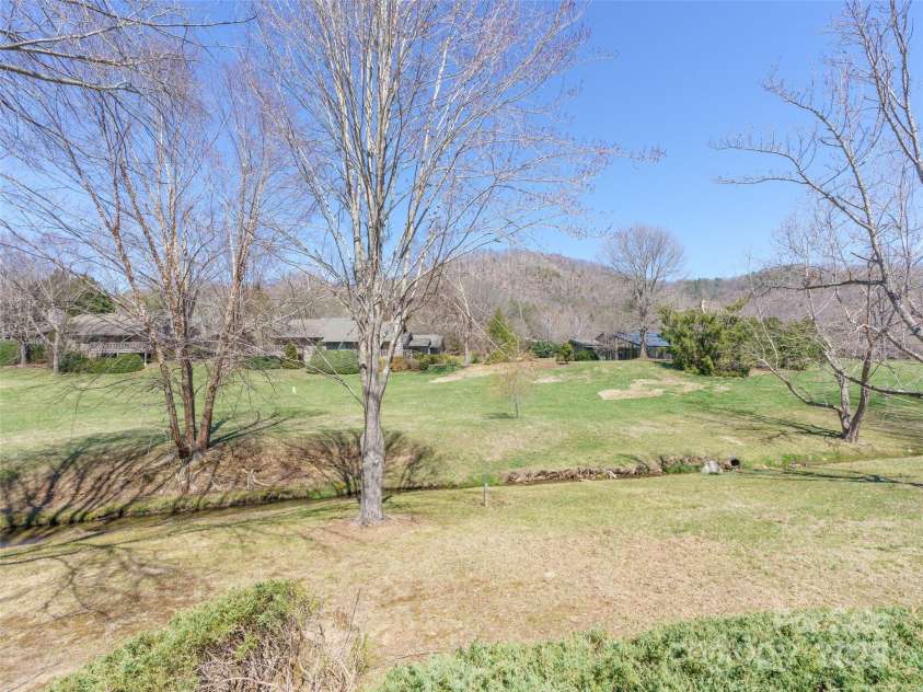 12 Clubside Drive, Asheville, NC 28804.  MLS# CAR4238452, YatesRealty ID 3031. 