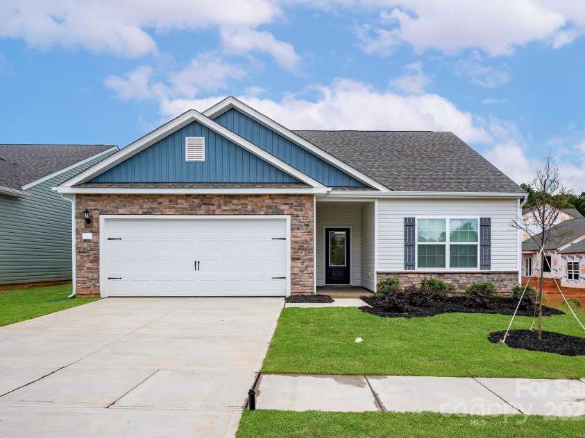 4112 Bolo Drive, Charlotte, NC 28215.  MLS# CAR4328978, YatesRealty ID 3031. 