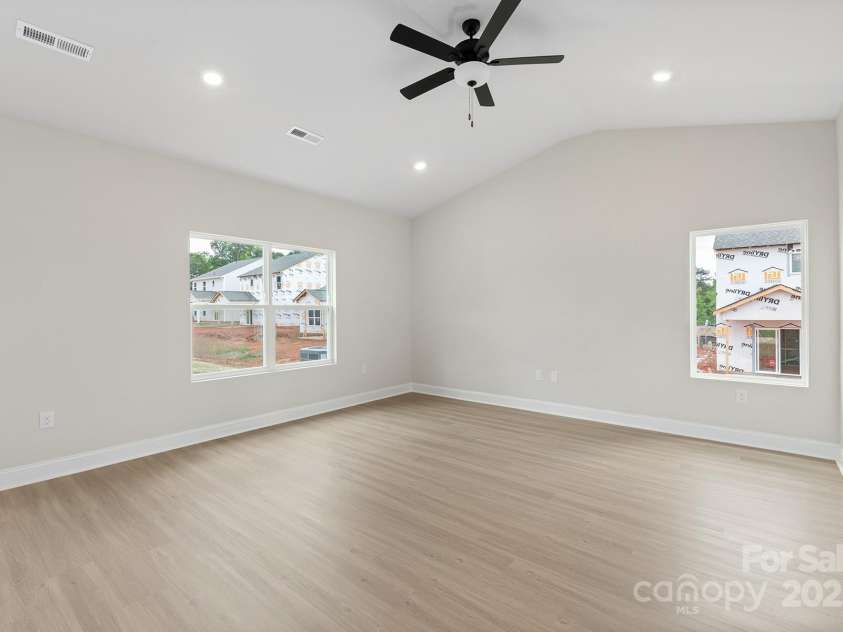 4112 Bolo Drive, Charlotte, NC 28215.  MLS# CAR4328978, YatesRealty ID 3031. 