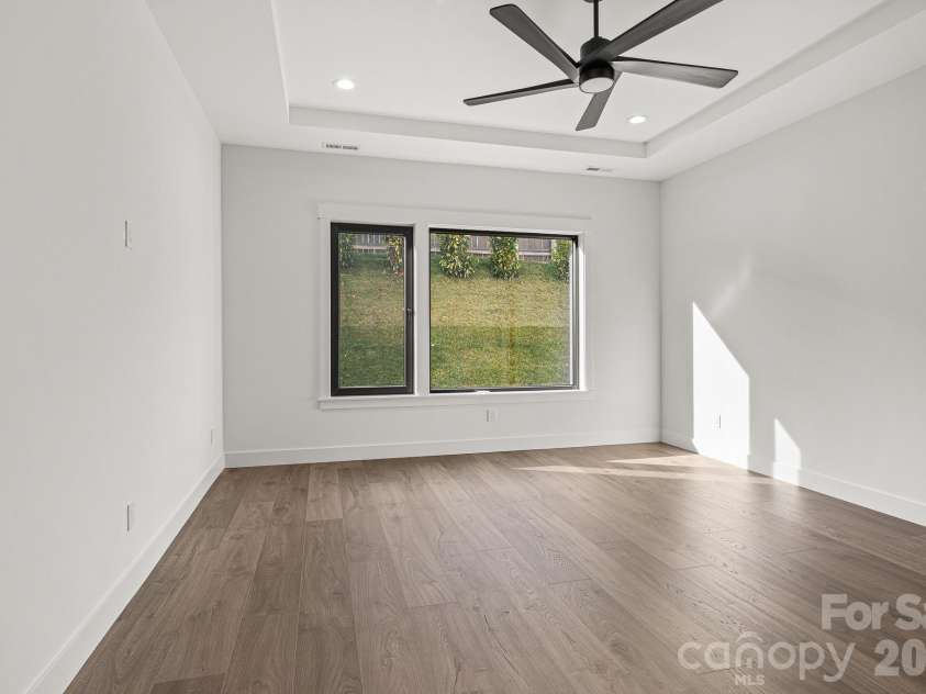 429 Big Hill Drive, Arden, NC 28704.  MLS# CAR4331235, YatesRealty ID 3031. 