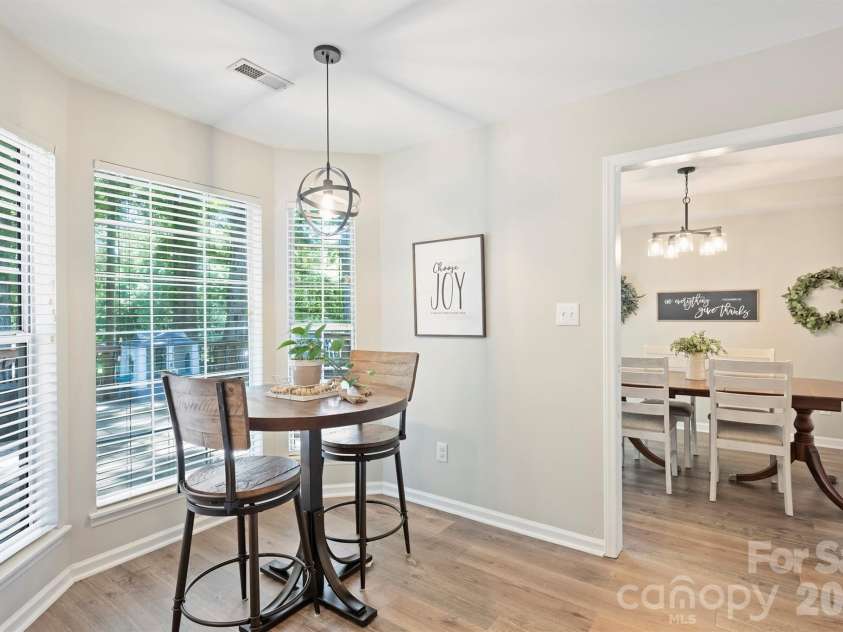 6000 Burnt Mill Run, Matthews, NC 28104.  MLS# CAR4389351, YatesRealty ID 30310. 