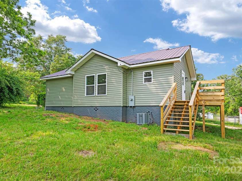 195 Ohio Street, Spindale, NC 28139.  MLS# CAR4266136, YatesRealty ID 30311. 