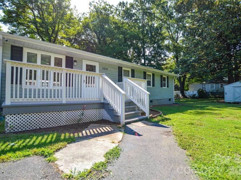 5514 Collins Street, Charlotte, NC 28269.  MLS# CAR4388555, YatesRealty ID 30311. 