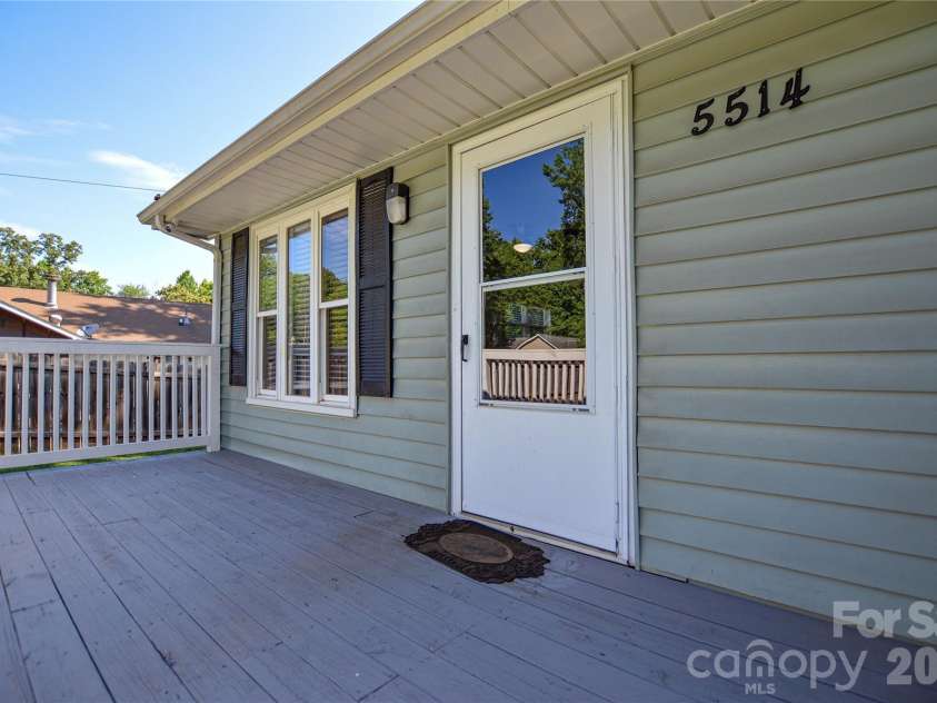 5514 Collins Street, Charlotte, NC 28269.  MLS# CAR4388555, YatesRealty ID 30311. 