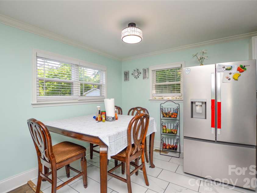 5514 Collins Street, Charlotte, NC 28269.  MLS# CAR4388555, YatesRealty ID 30311. 