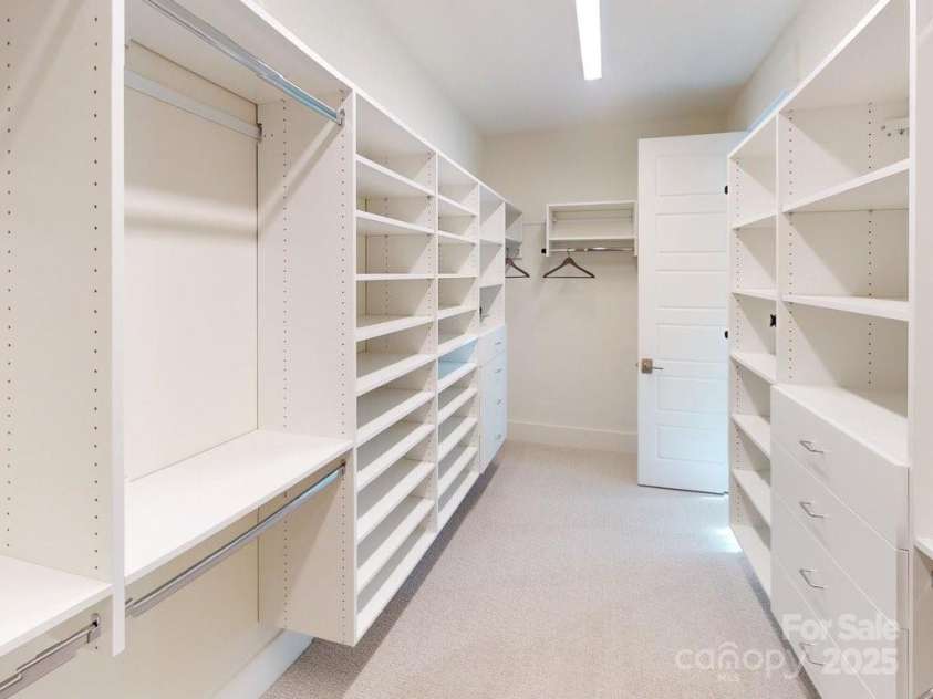 13213 Oak Farm Lane, Huntersville, NC 28078.  MLS# CAR4284047, YatesRealty ID 30312. 