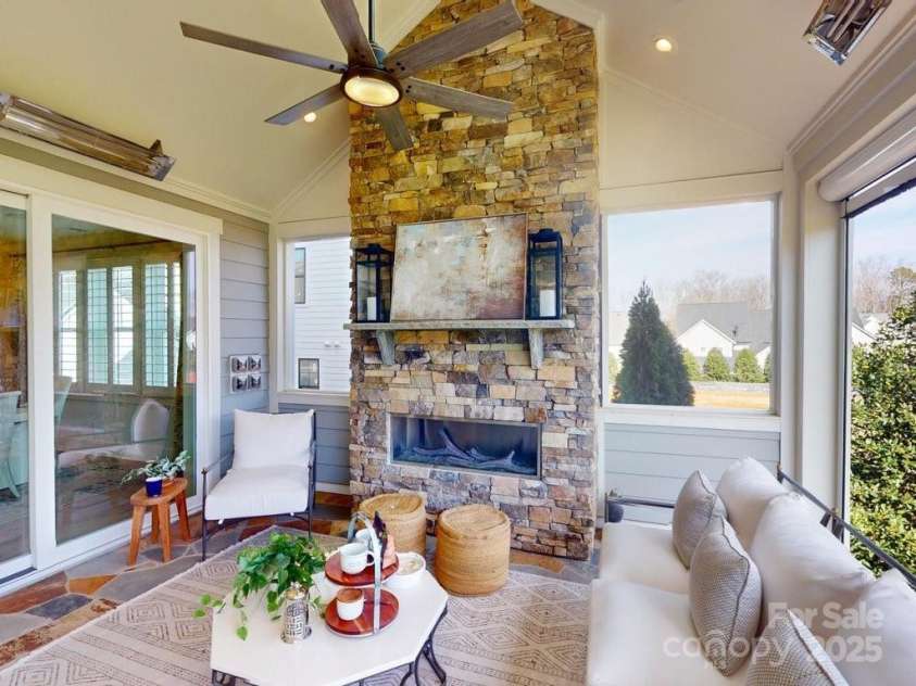 13213 Oak Farm Lane, Huntersville, NC 28078.  MLS# CAR4284047, YatesRealty ID 30312. 
