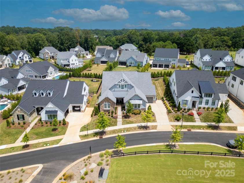 13213 Oak Farm Lane, Huntersville, NC 28078.  MLS# CAR4284047, YatesRealty ID 30312. 