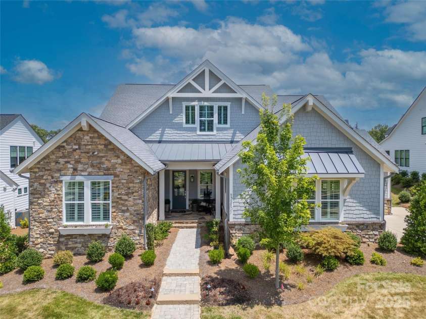 13213 Oak Farm Lane, Huntersville, NC 28078.  MLS# CAR4284047, YatesRealty ID 30312. Front Elevation
