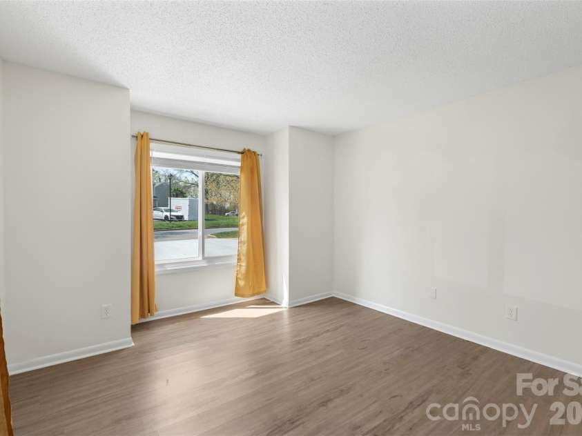 7619 Mariner Cove Drive, Cornelius, NC 28031.  MLS# CAR4357290, YatesRealty ID 30312. 